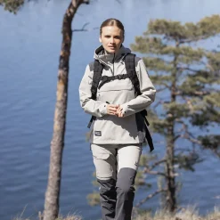 Hiker Naisten II Hybrid Anorakki<Halti